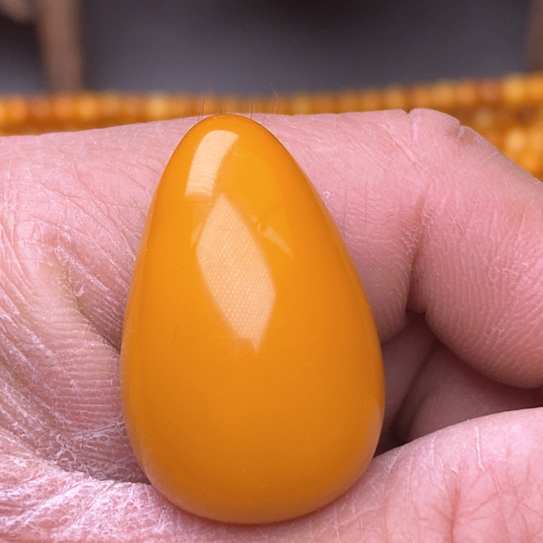 蜜蜡珠宝奇石未镶嵌