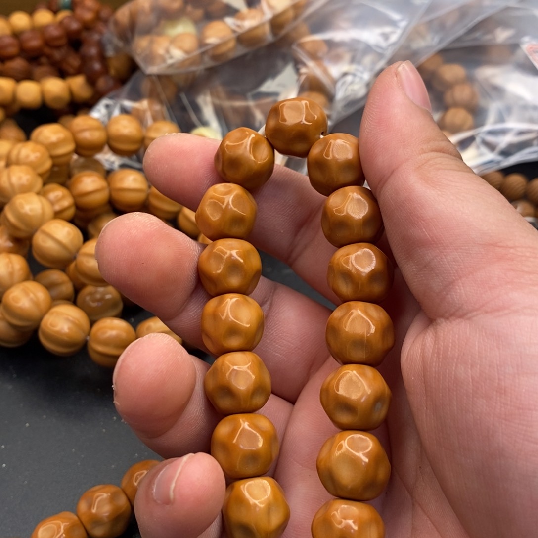 猴头核桃手串A*航奶酪