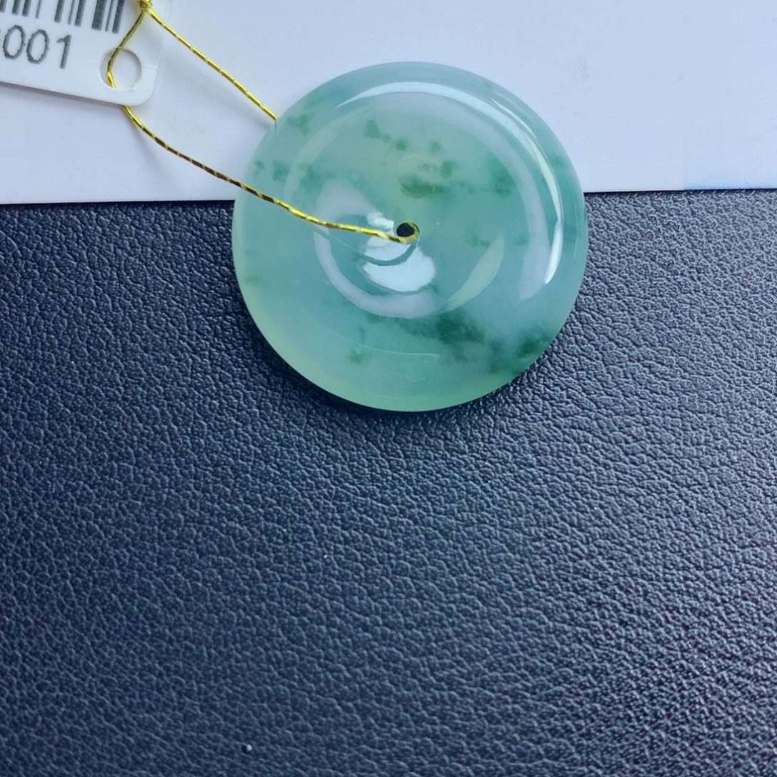 翡翠颈饰未镶嵌l*平安扣