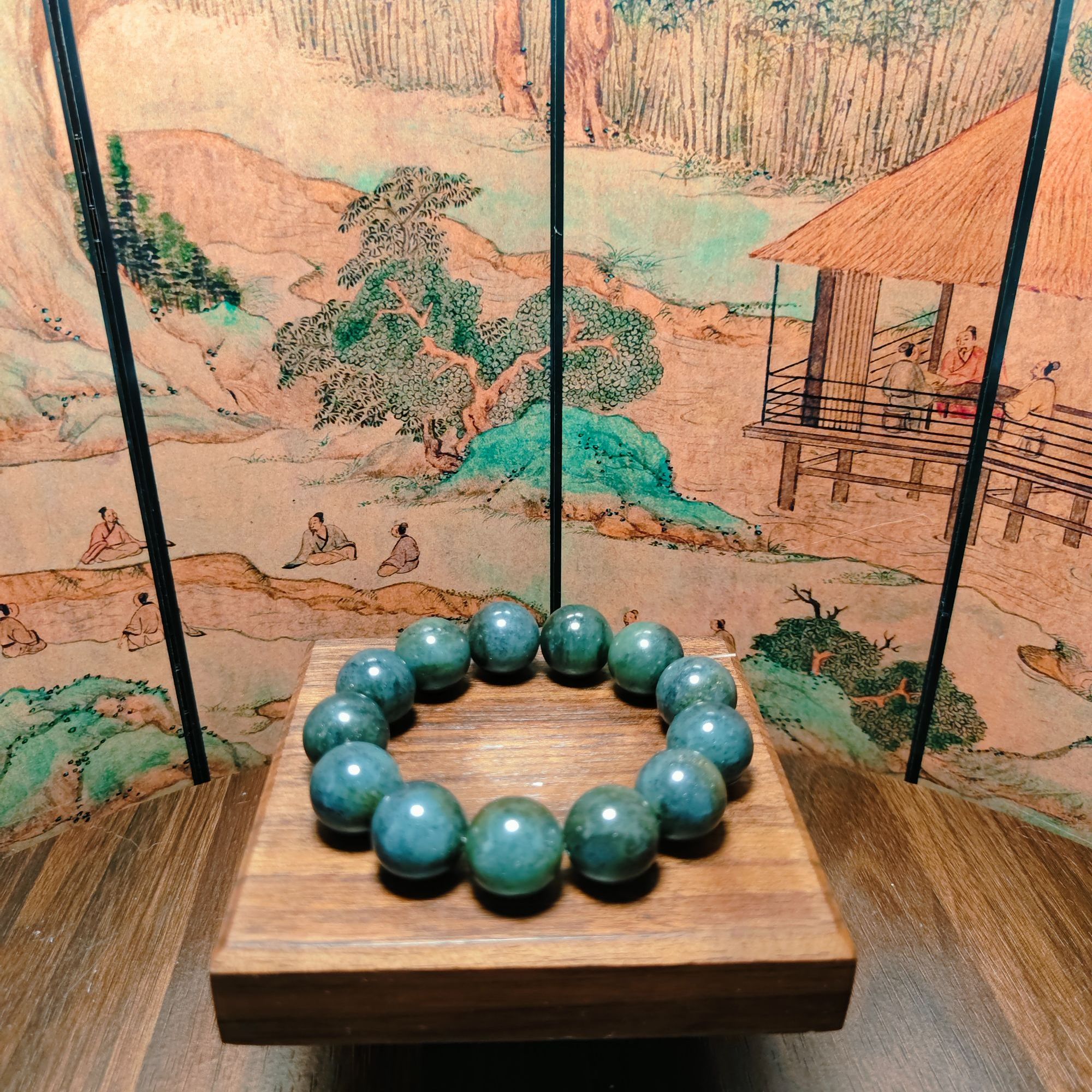 Z和田玉且末湖水绿带糖圆珠手串（卡16）0530