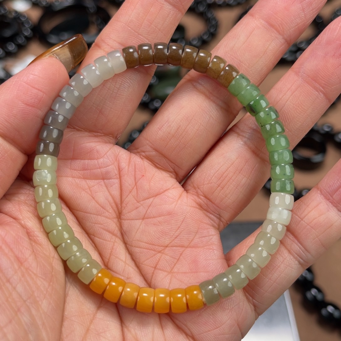 和田玉未镶嵌手串6