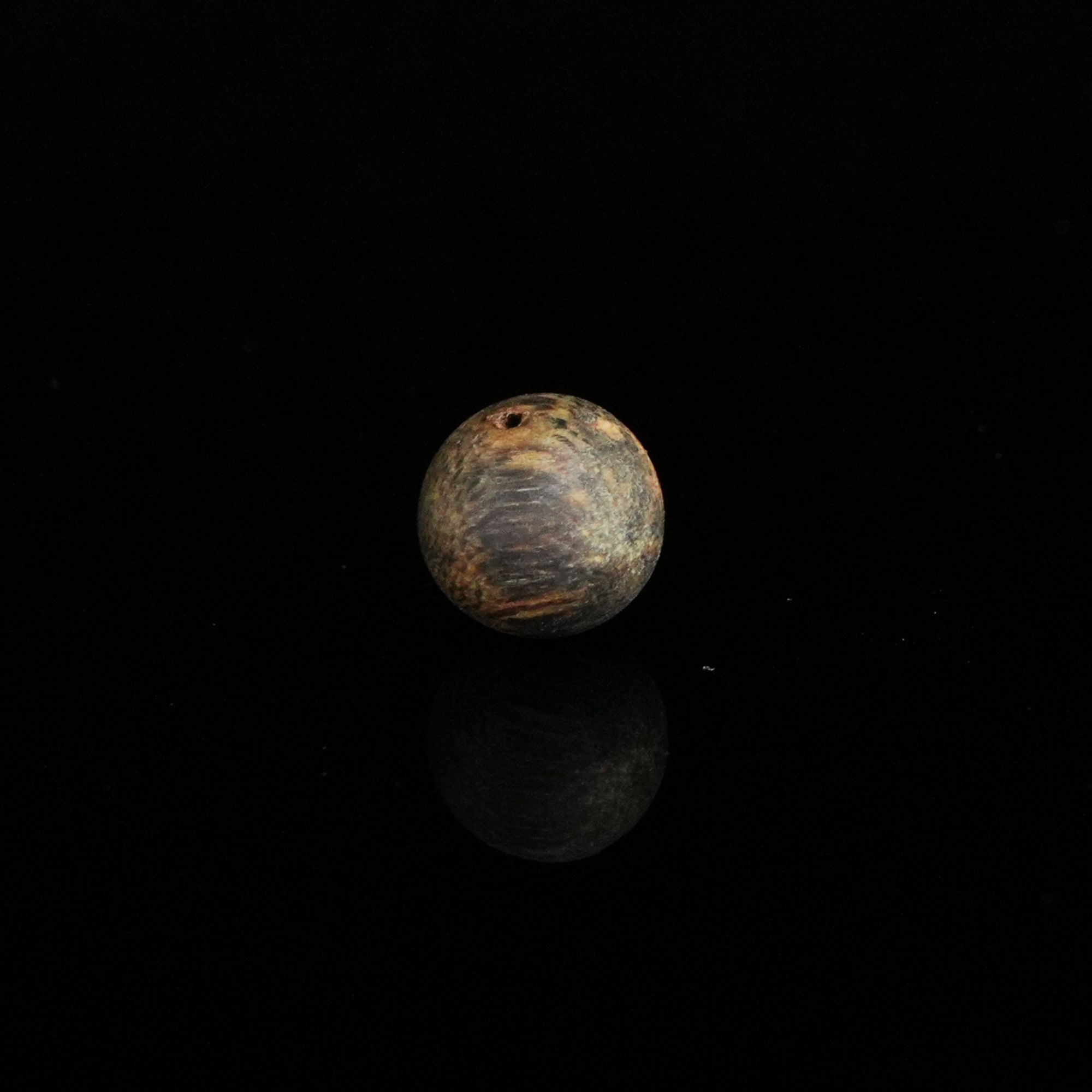 B3978 越南芽庄绿奇楠沉水单珠1.03cm 0.59g