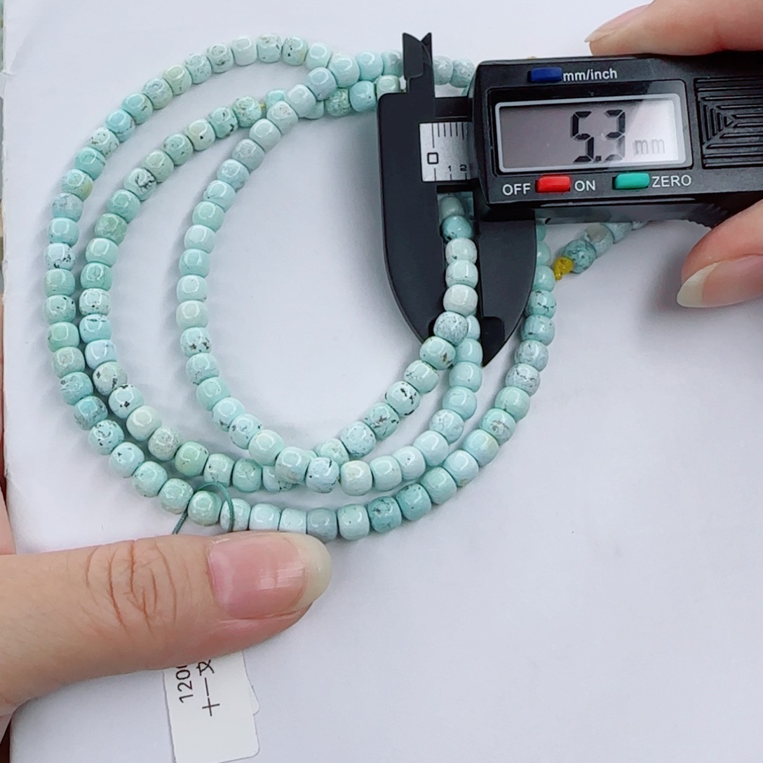 绿松石未镶嵌颈饰