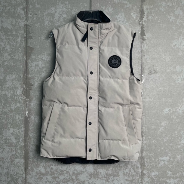 未使用 WE11 DONE S*1/大鹅/黑标版保暖羽绒马甲/18506/JP