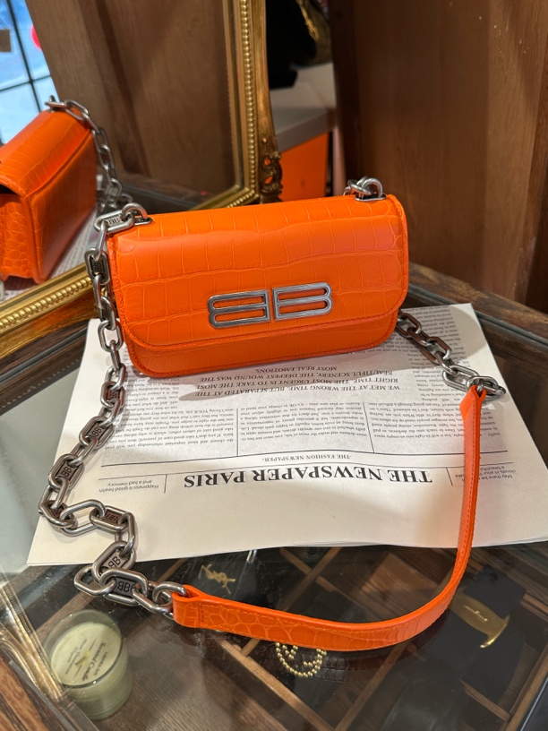 95新 Balenciaga/巴黎世家 怪怪 橘色小斜挎