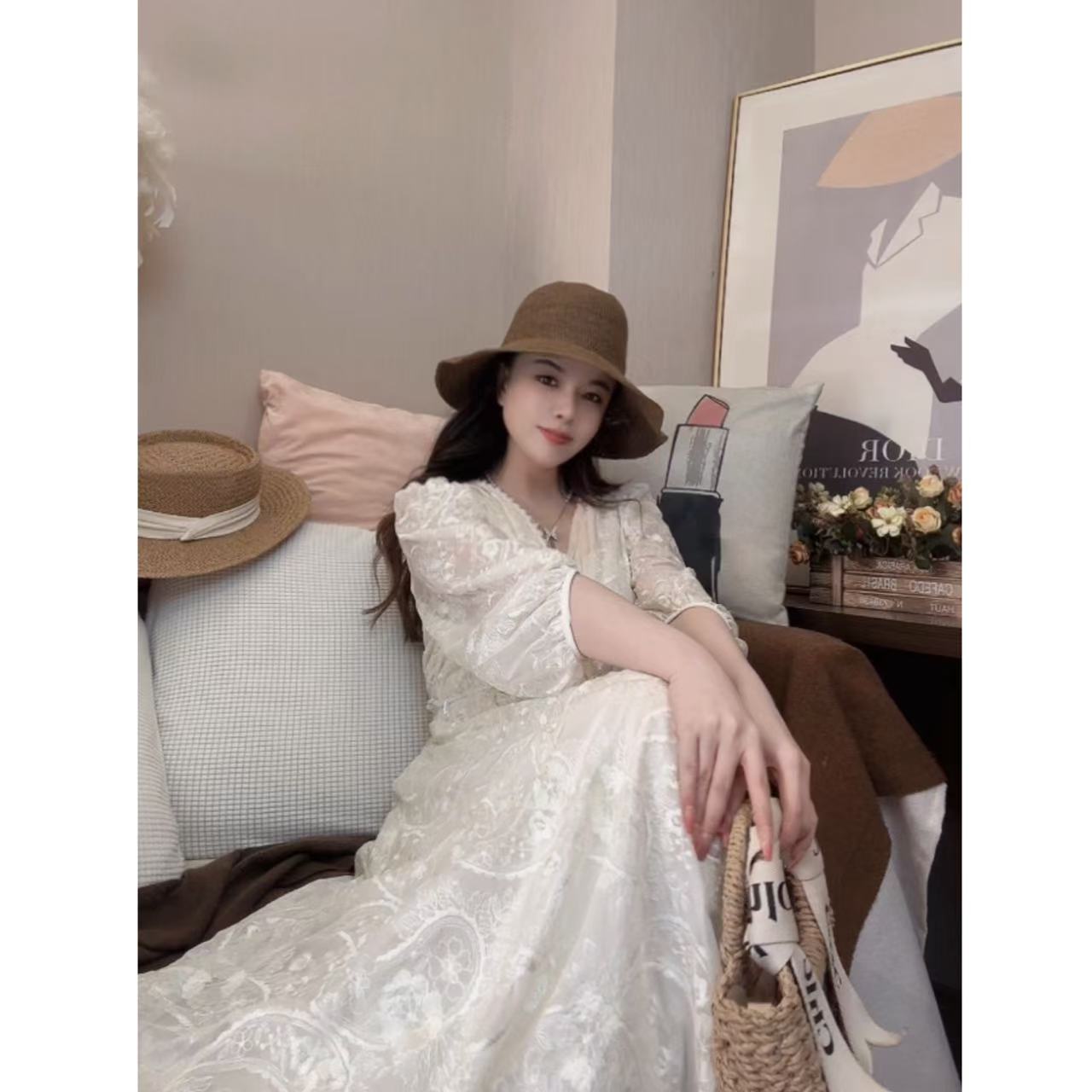 法式重工精致海边度假绝美收腰白色初恋连衣裙