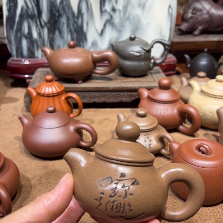 紫砂茶壶正**?宜兴紫砂