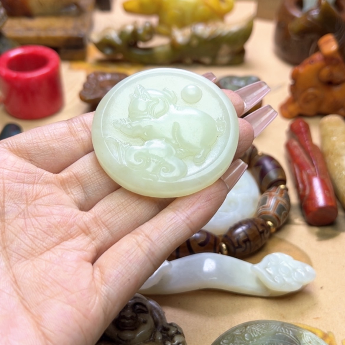 【闪购商品】蛇纹石玉颈饰未镶嵌