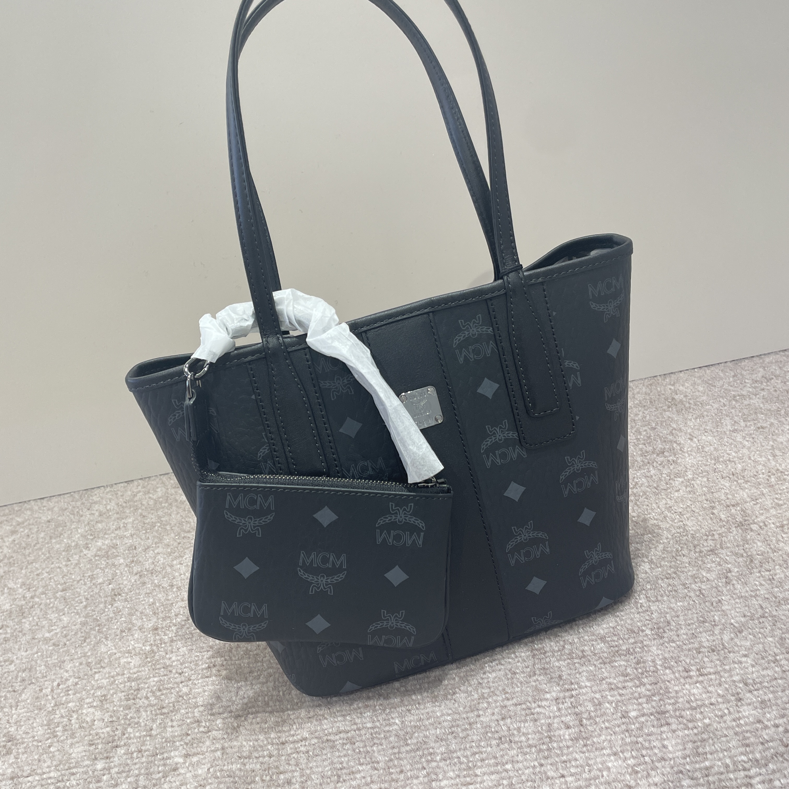 99新 MCM 黑色子母菜篮子单肩包 3250110007258