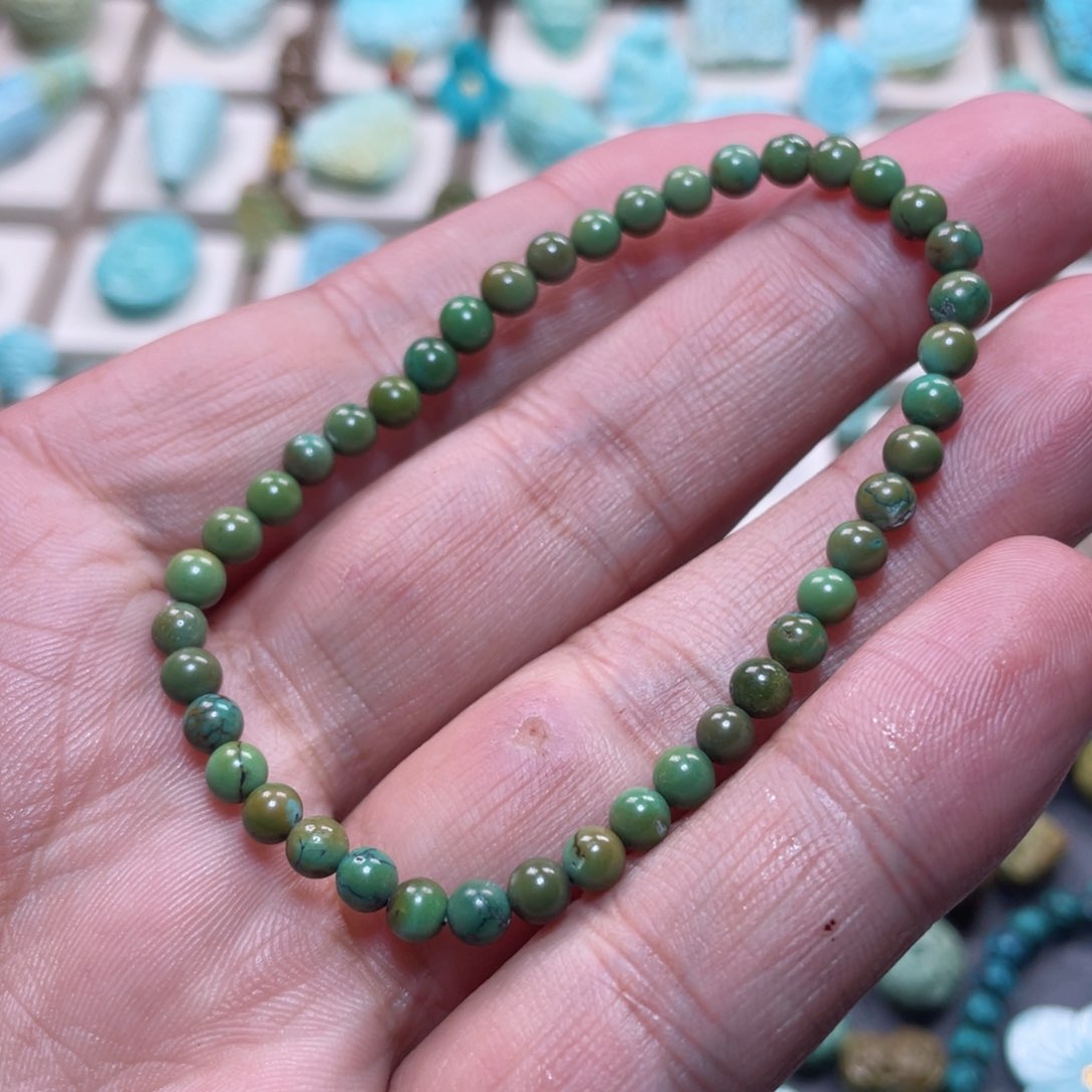 绿松石配饰未镶嵌