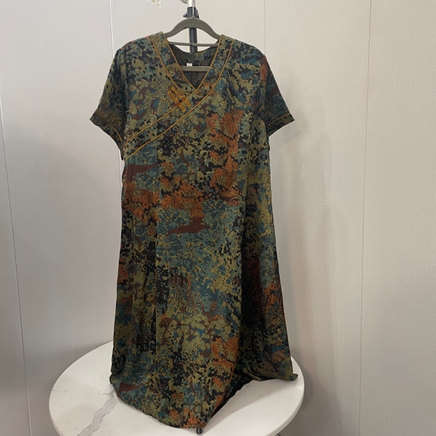 连衣裙中长款圆领中老年女装复古中式黄色女士休闲EE12