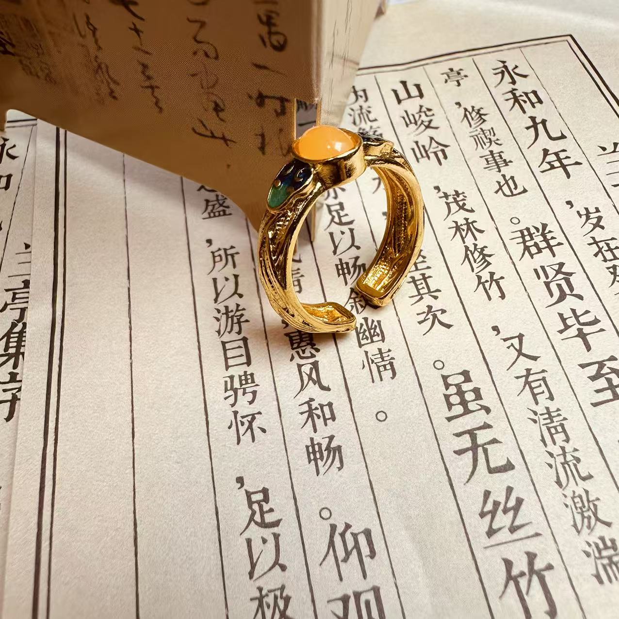 禧乐通体实心内外纯箔臻奢品高端戒指t030