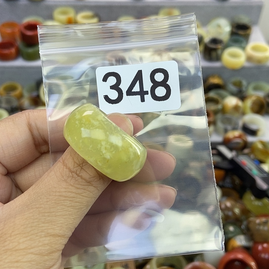 明***大蛇纹石玉未镶嵌戒指