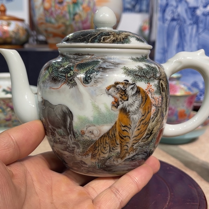 顿****）手工制作工艺品等