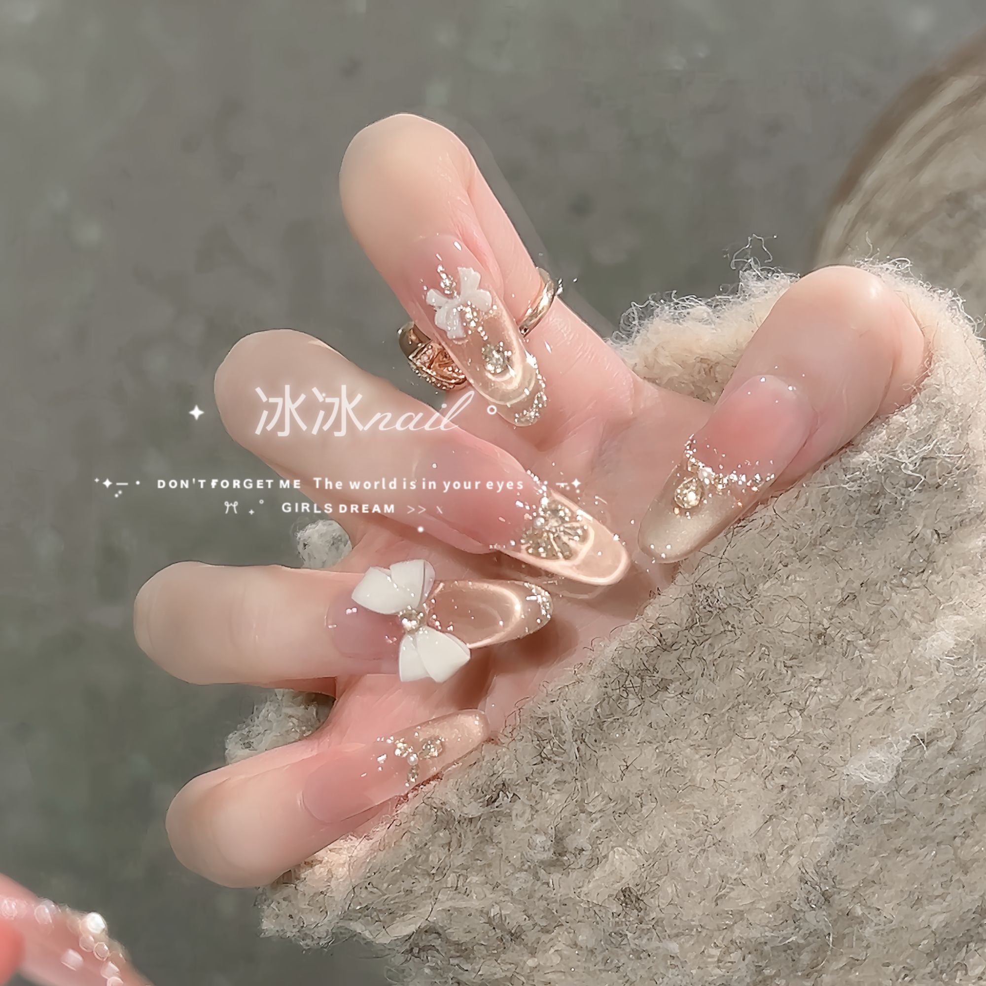 【金色恋人】法式小香风蝴蝶结穿戴甲立体显白可拆卸高级感美甲