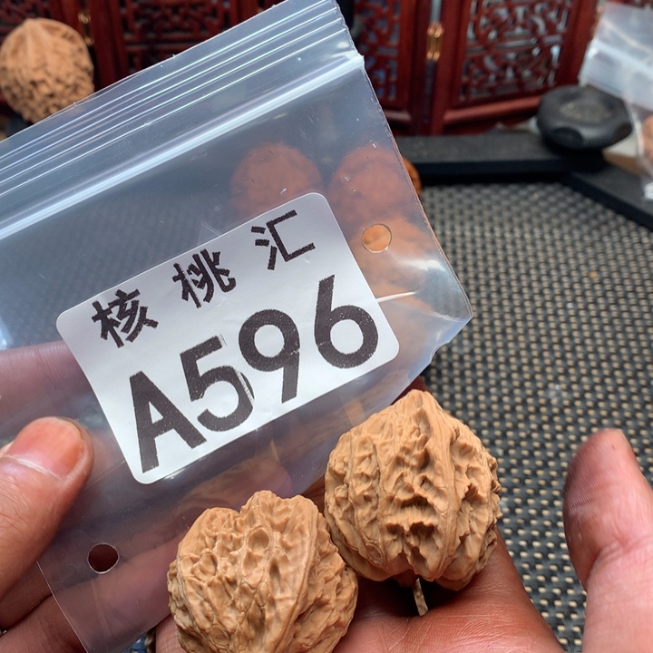 吊坠文玩核桃灯笼