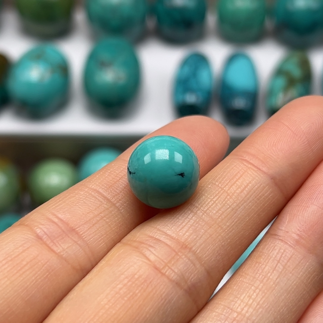 正***鑫绿松石未镶嵌珠宝奇石