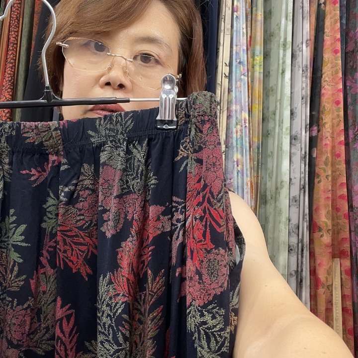 红枫叶5叉裤子花裤子