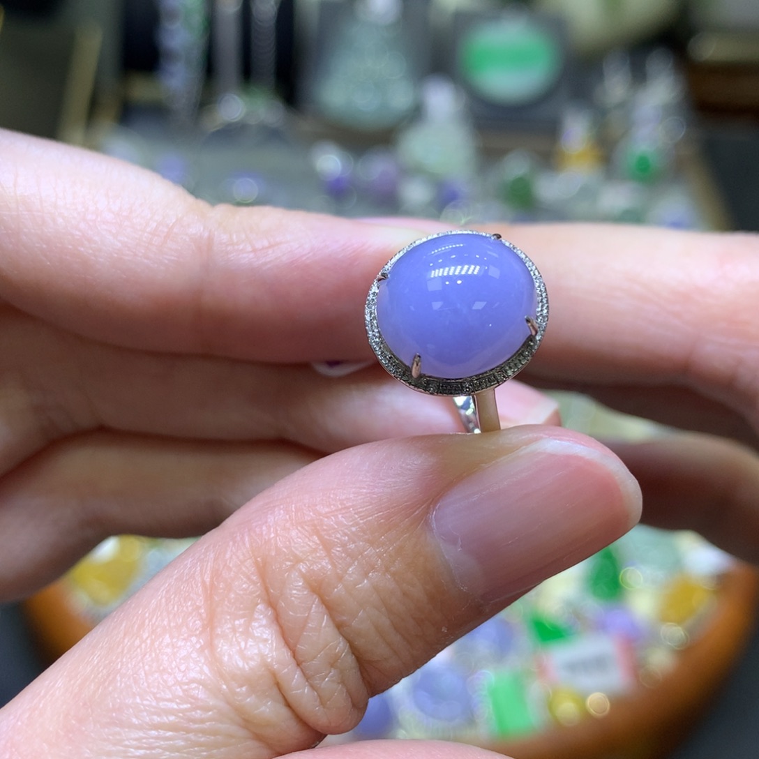 翡翠颈饰18K金镶嵌翡翠吊坠项链