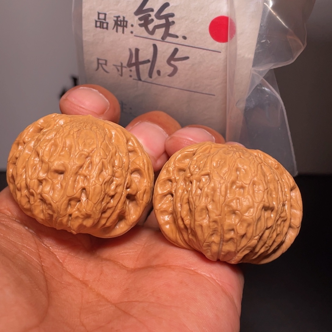 文玩核桃吊坠文玩核桃