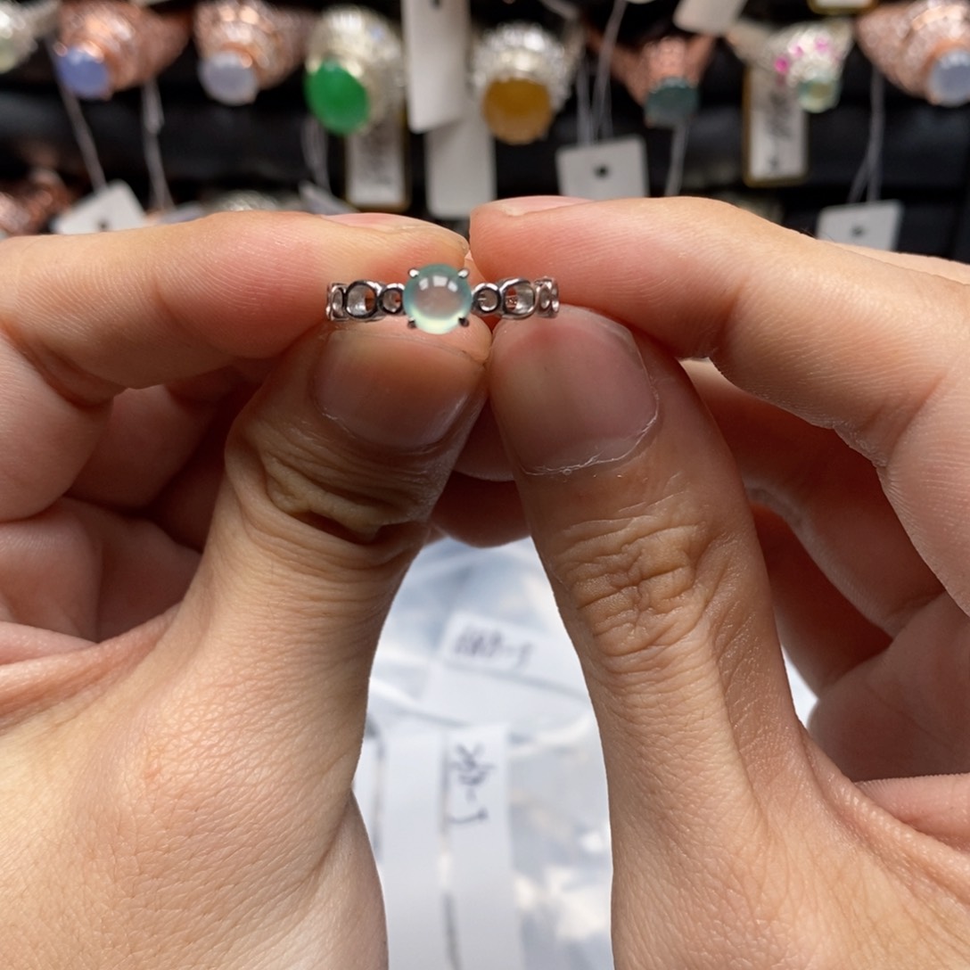 翡翠戒指银S925镶嵌天然缅甸翡翠a货