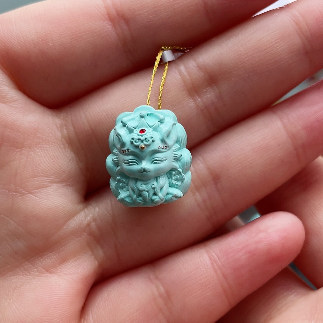 绿松石颈饰未镶嵌