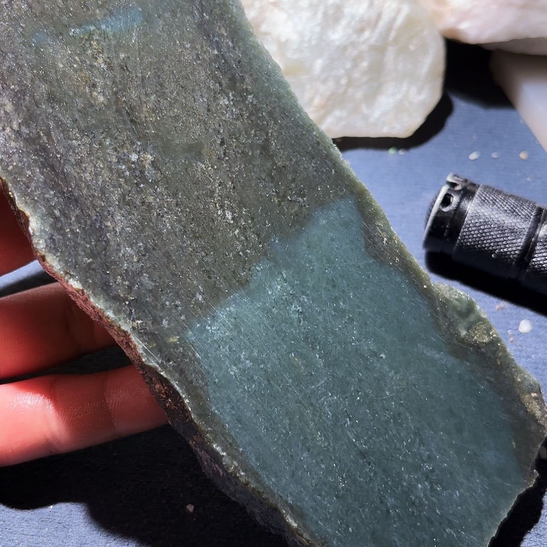 和田玉未镶嵌珠宝奇石