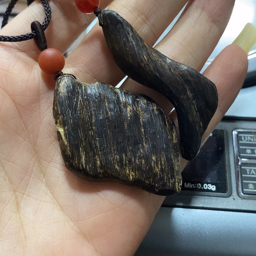 创***者沉香挂件两个（福利品1231013