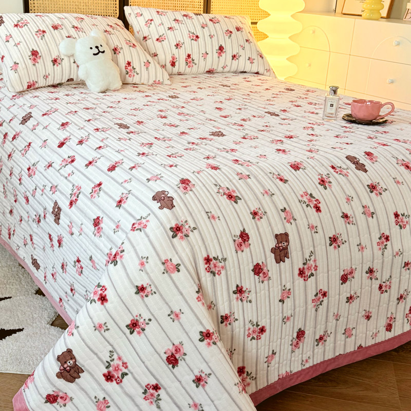 ◎清新印花加厚牛奶绒床盖 三层绗缝秋冬保暖亲肤加厚炕盖