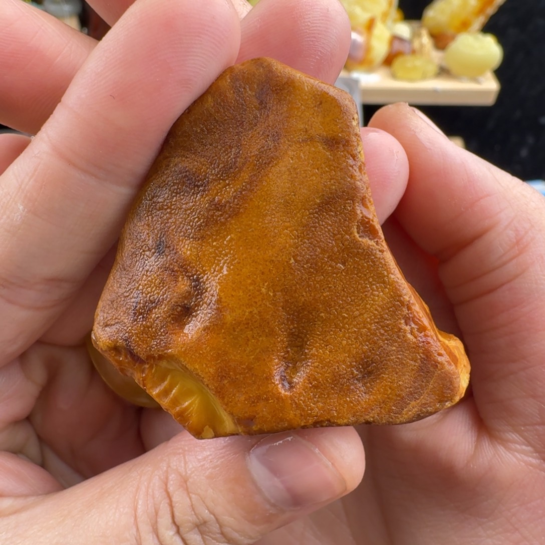 定制琥珀未镶嵌17.8克