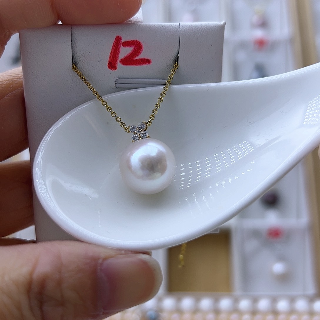 淡水珍珠颈饰18K金镶嵌