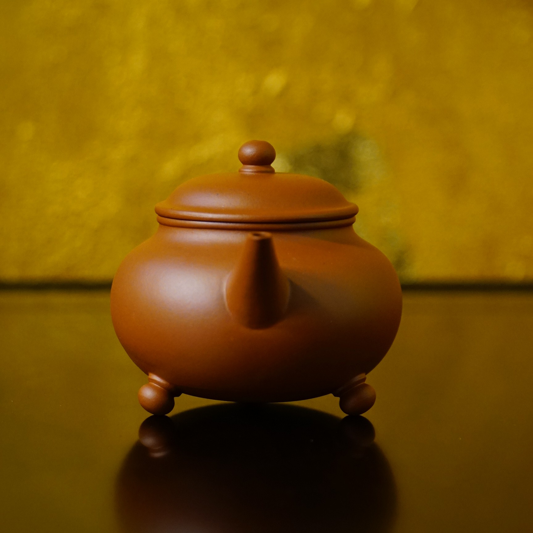 135毫升原矿朱泥内推孔半手工水平三足水平经典器型