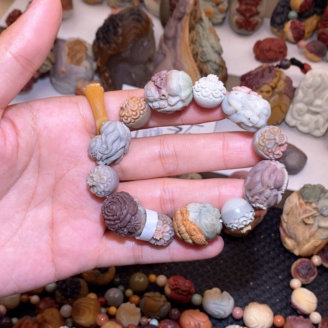 石英质玉（阿拉善玉）未镶嵌手链