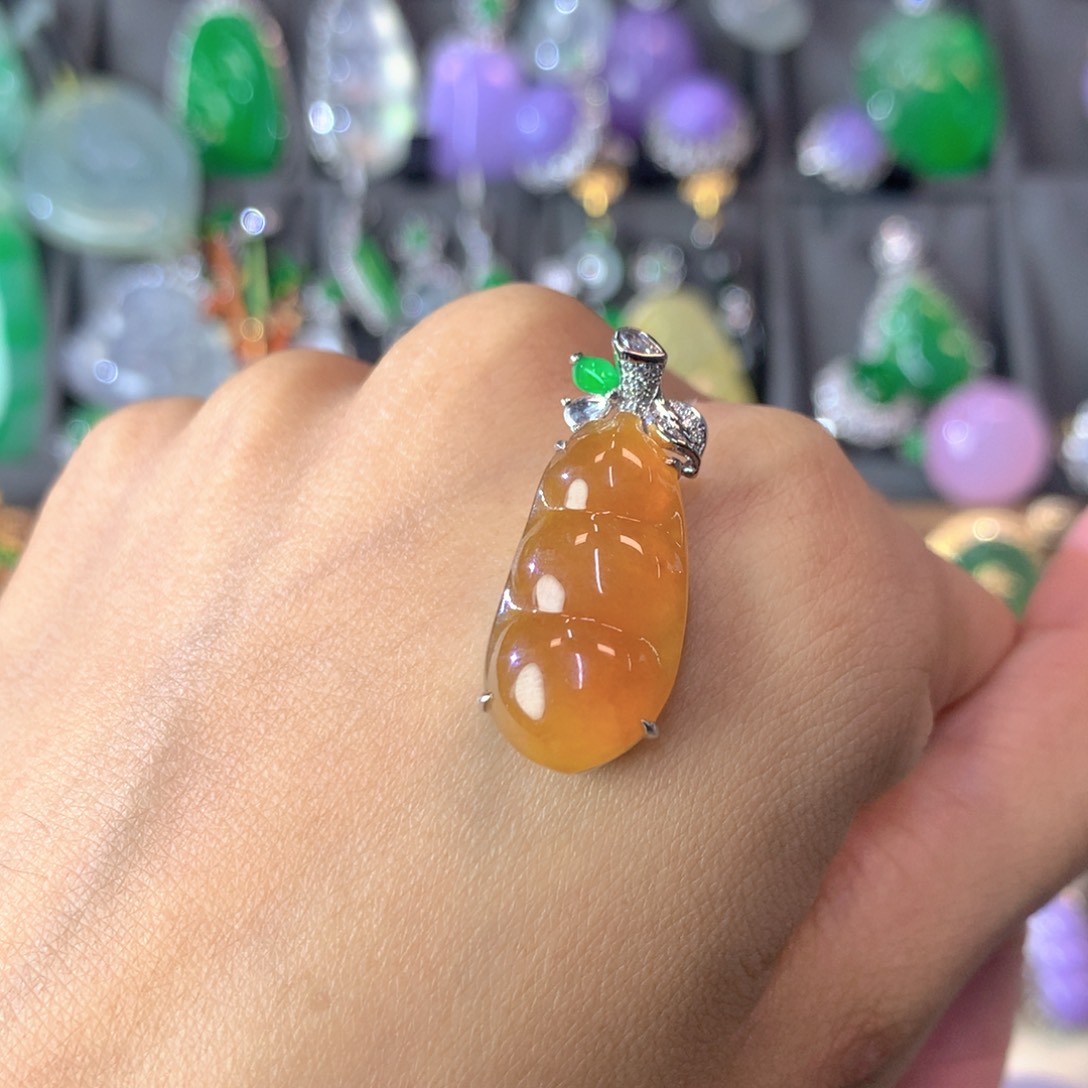 翡翠18K金镶嵌吊坠(不含链)