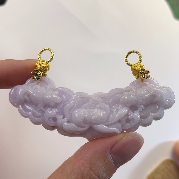 翡翠吊坠(赠链)未镶嵌代编织有瑕疵