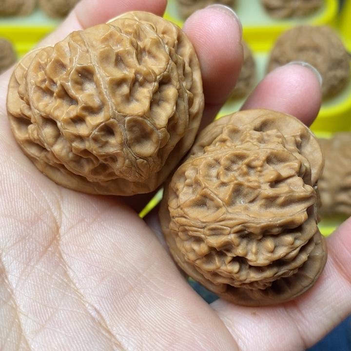 文玩核桃爱心宫灯40