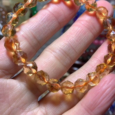 水晶手串未镶嵌8mm刻面手串