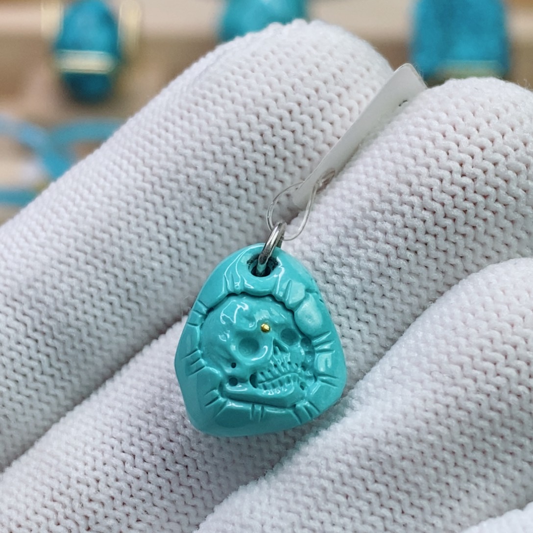 绿松石未镶嵌珠宝奇石