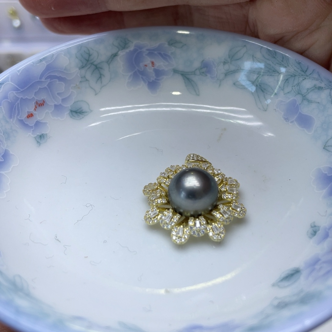 颈饰海水珍珠未镶嵌