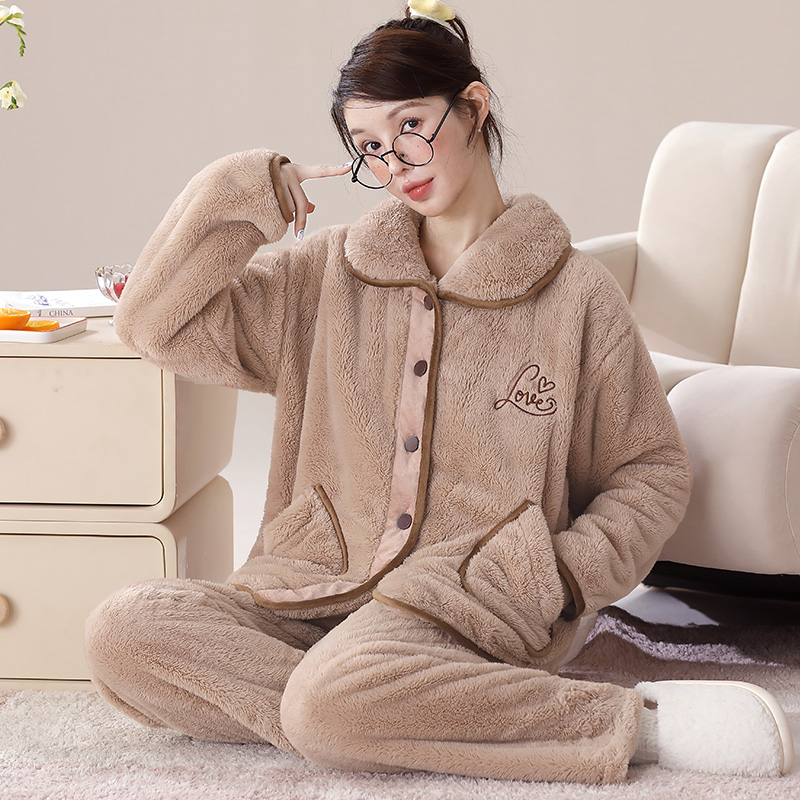 【甄选雪花绒】秋冬暖绒保暖妈妈款大码宽松柔软舒适法兰绒睡衣女