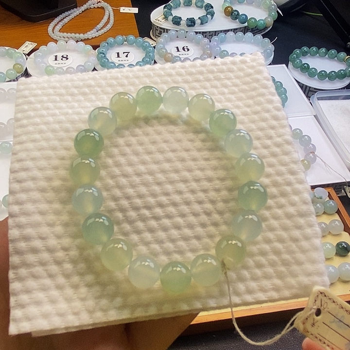 定制翡翠未镶嵌翡翠卡10