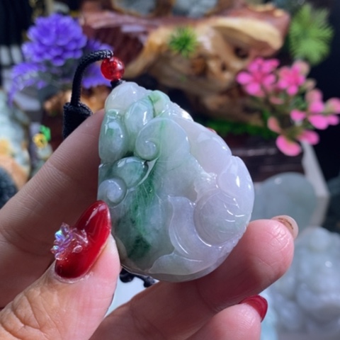 【闪购商品】颈饰未镶嵌翡翠鱼