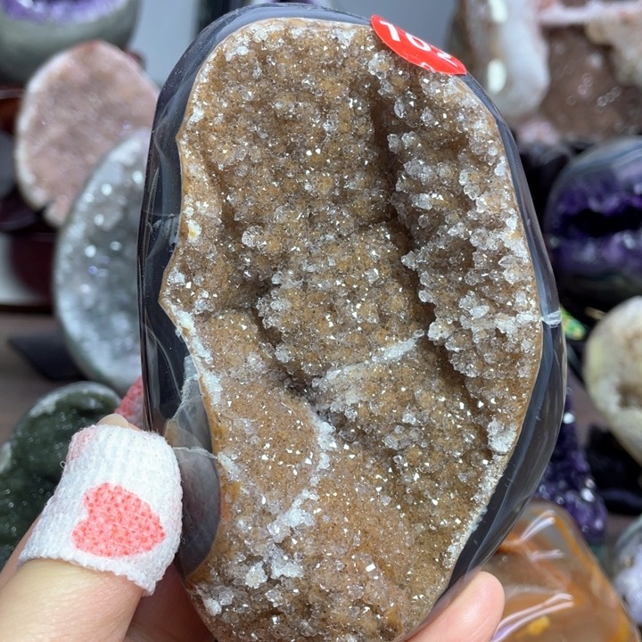 水晶摆件未镶嵌捡漏