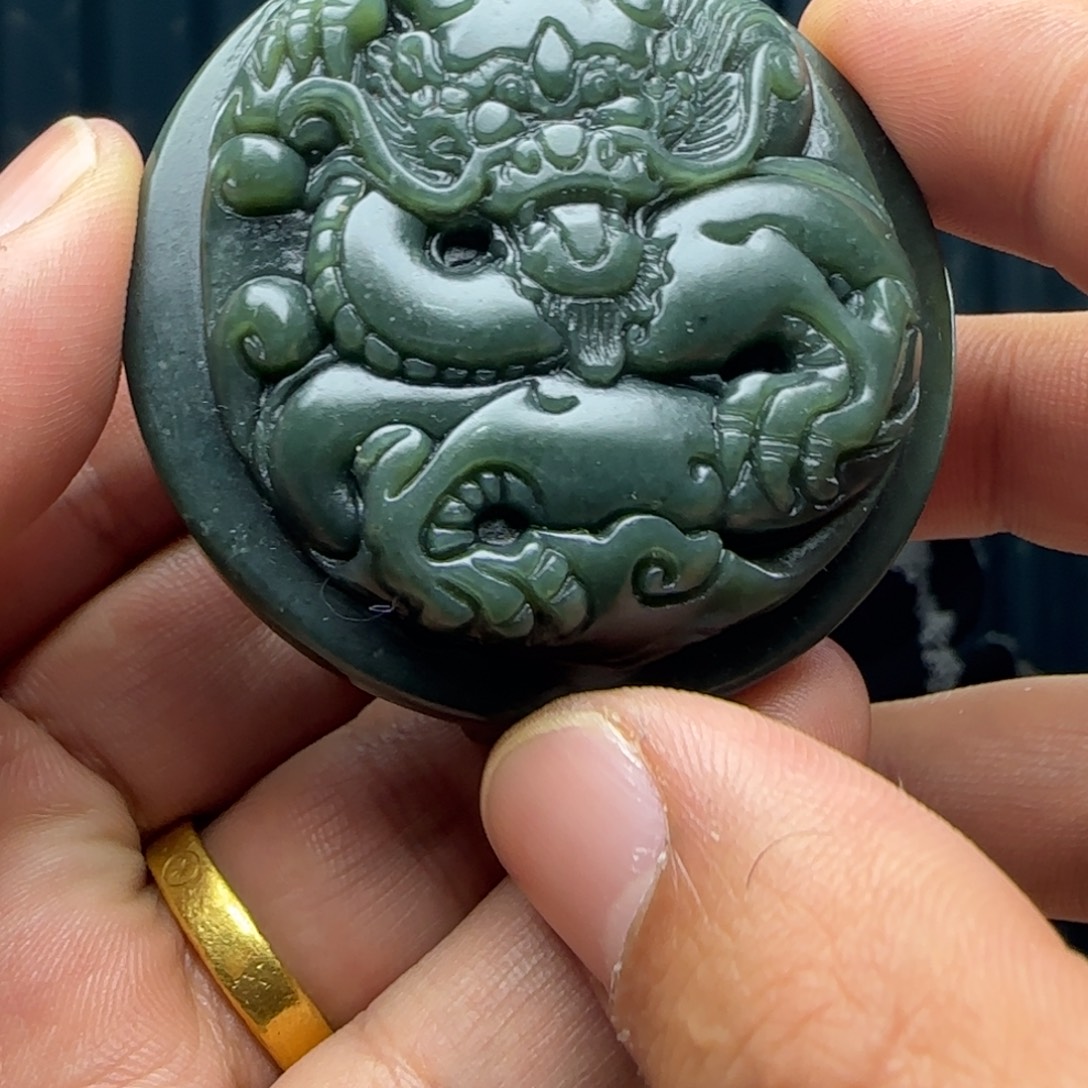 和田玉未镶嵌吊坠(不含链)