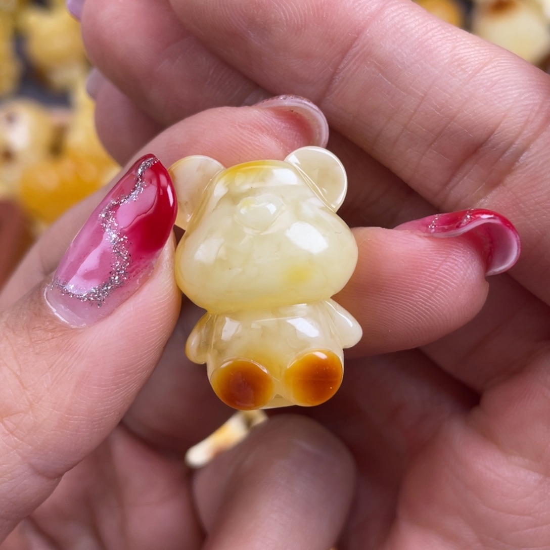 琥珀裸石未镶嵌蜜蜡