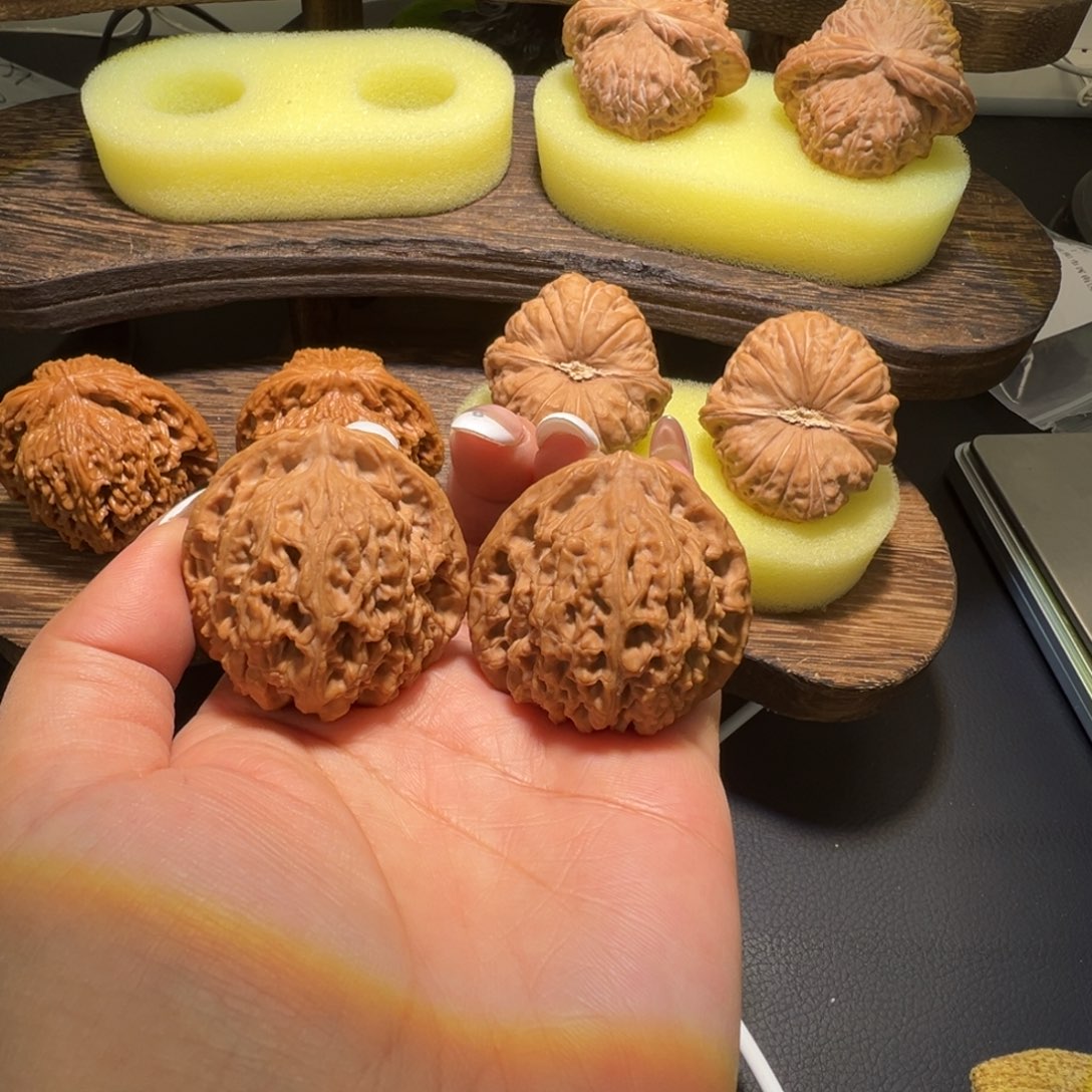 吊坠文玩核桃三角疆43