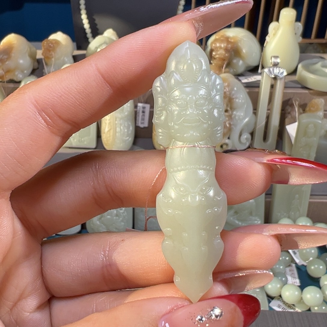 和田玉（糖玉）未镶嵌颈饰