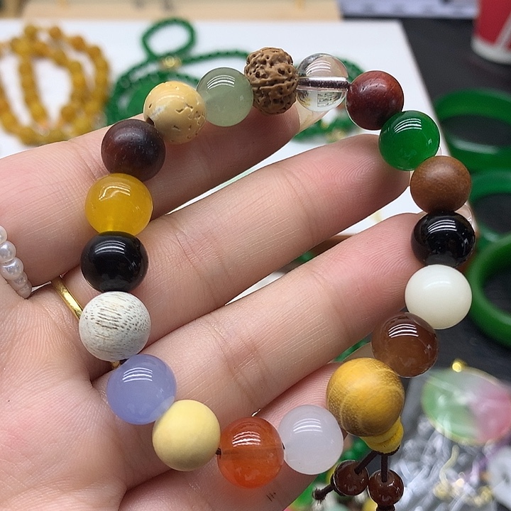 玛瑙/玉髓颈饰合金吊坠