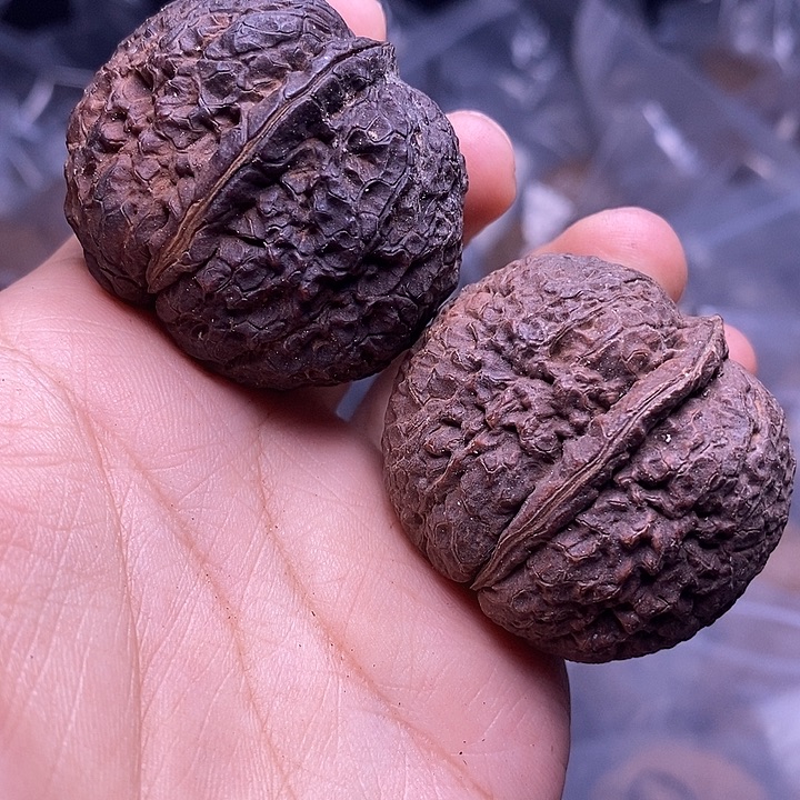文玩核桃把件   170