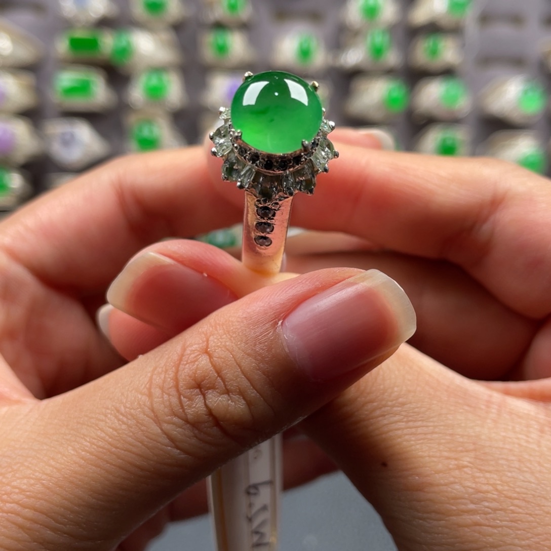 定制翡翠未镶嵌翡翠